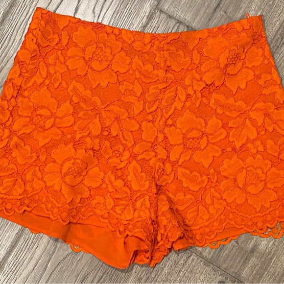 Sandro Plano Lace Shorts in size 4 - Picture 5 of 7